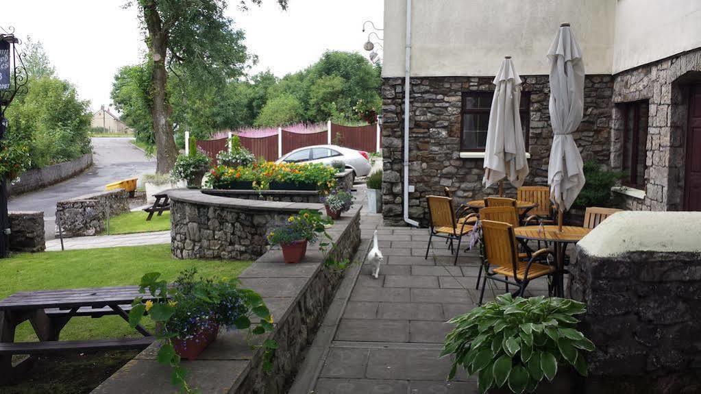 The Castle Inn Ebbw Vale Buitenkant foto